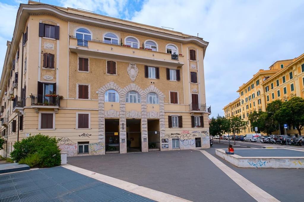 Ht La Spezia Bilo * Roma