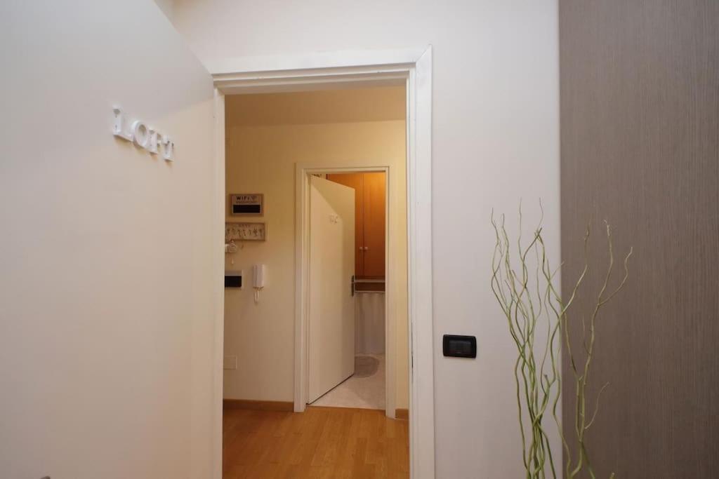 Eur Spinaceto Sensorial Loft Apartment *