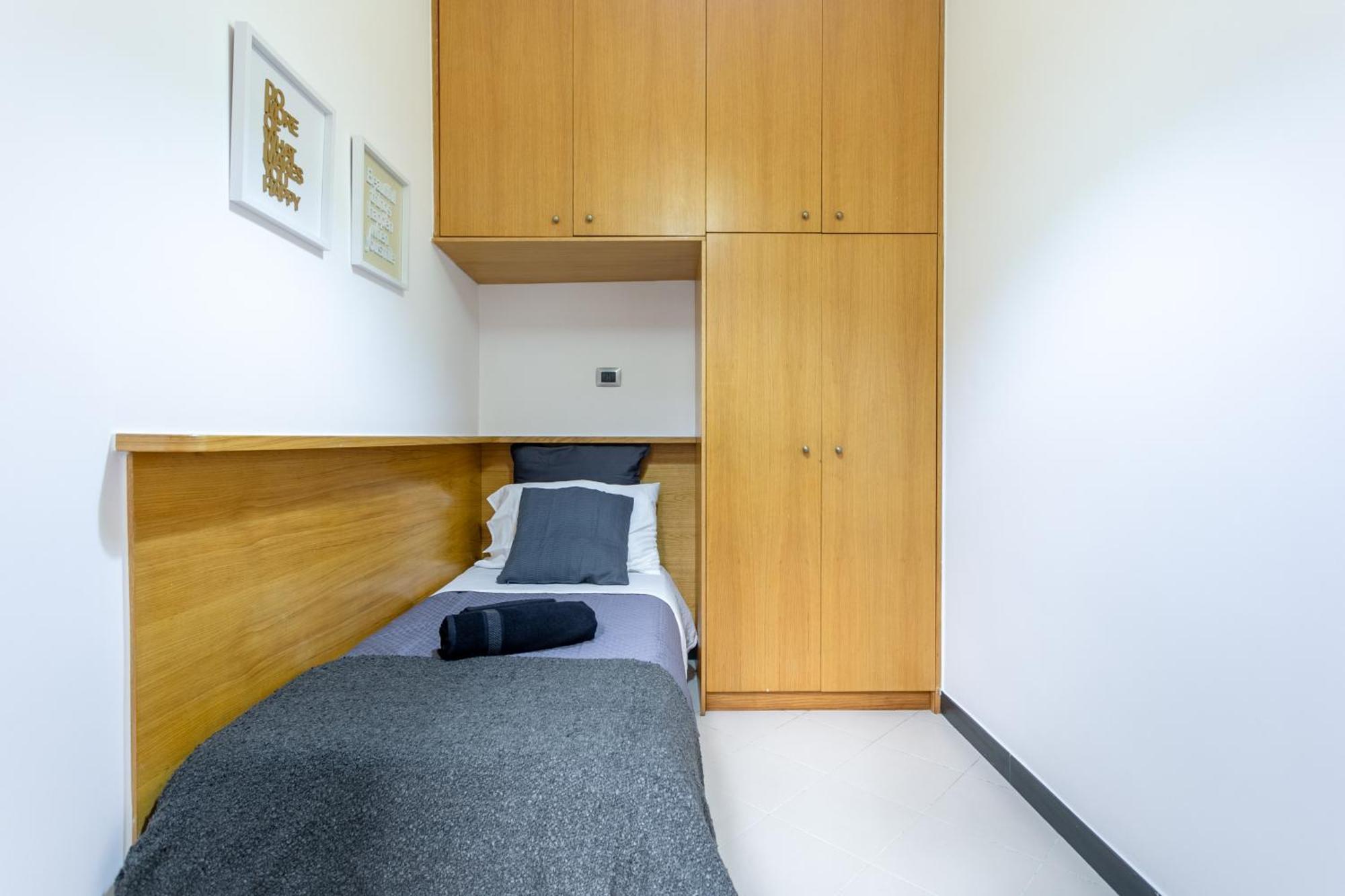 Apartment Mustard S Camillo - Homes Rom
