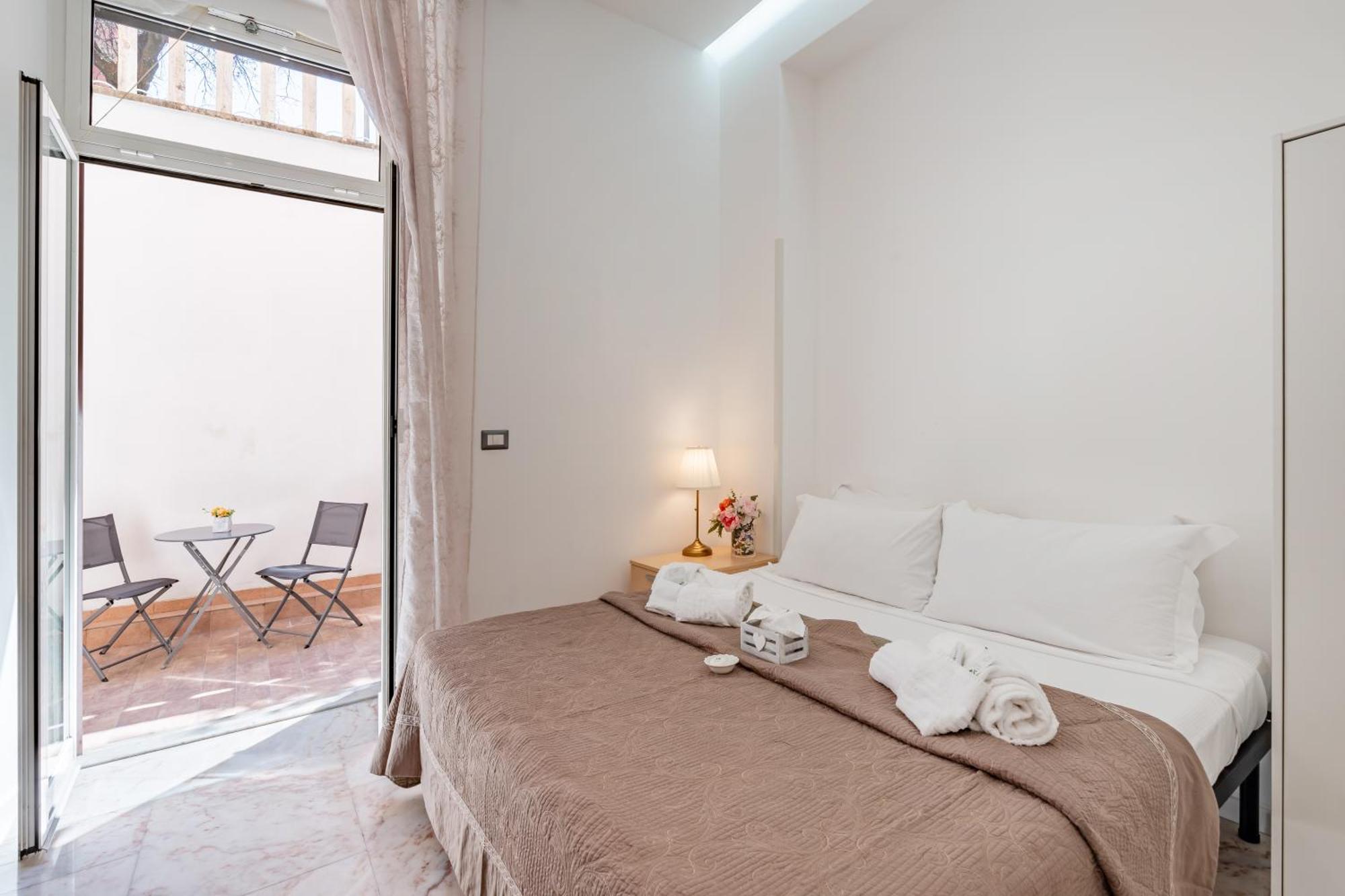 Affittacamere Barone House *