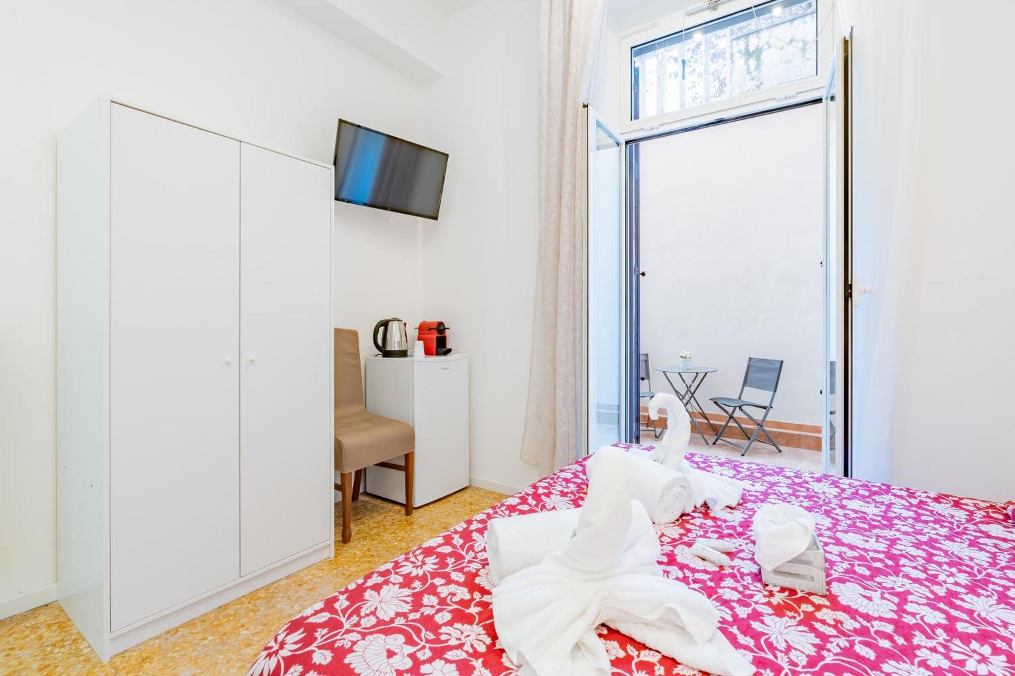 Affittacamere Barone House *