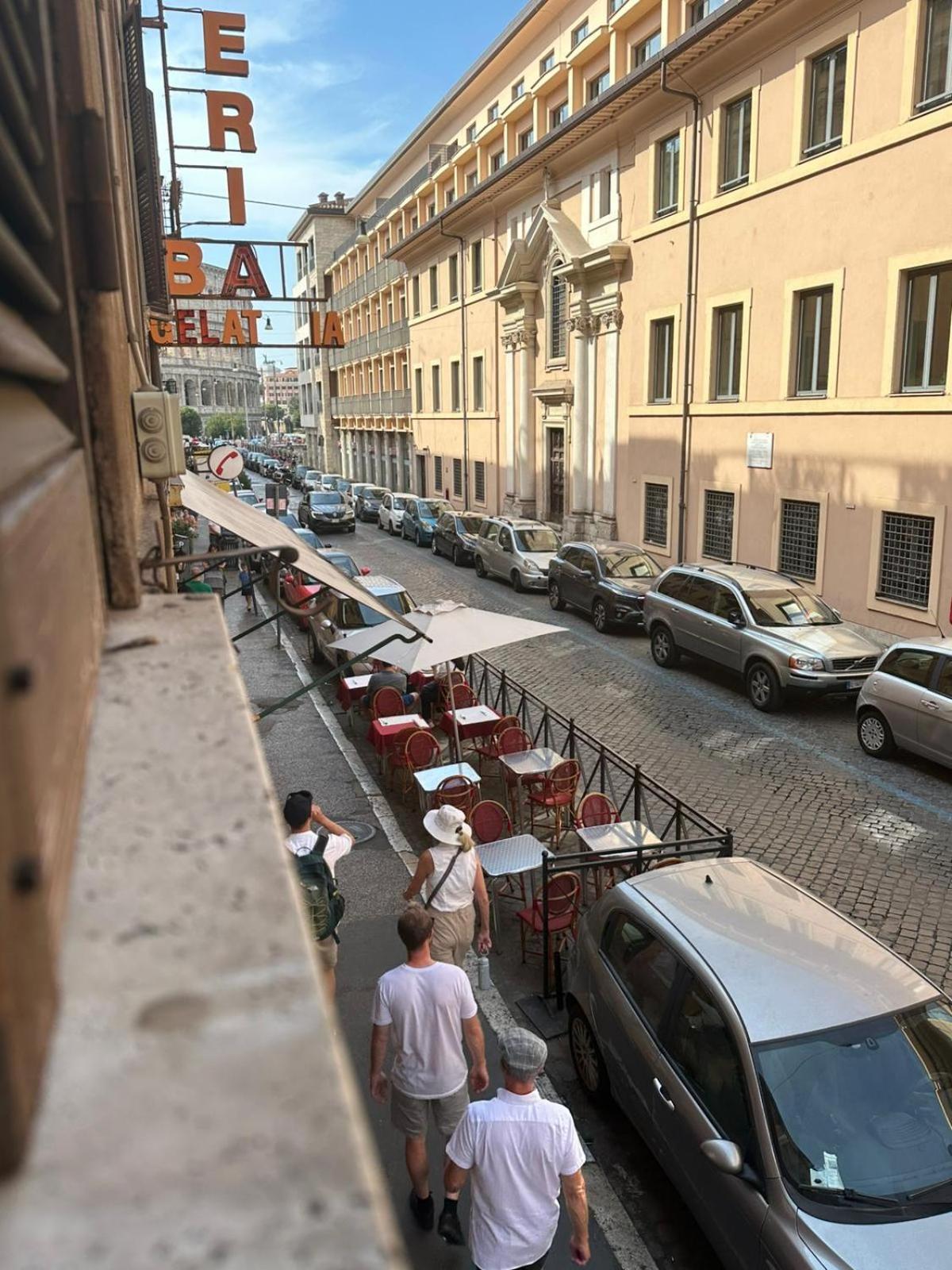 150 Meters From The Colosseum - Appartmento Gladiatore Apartamento