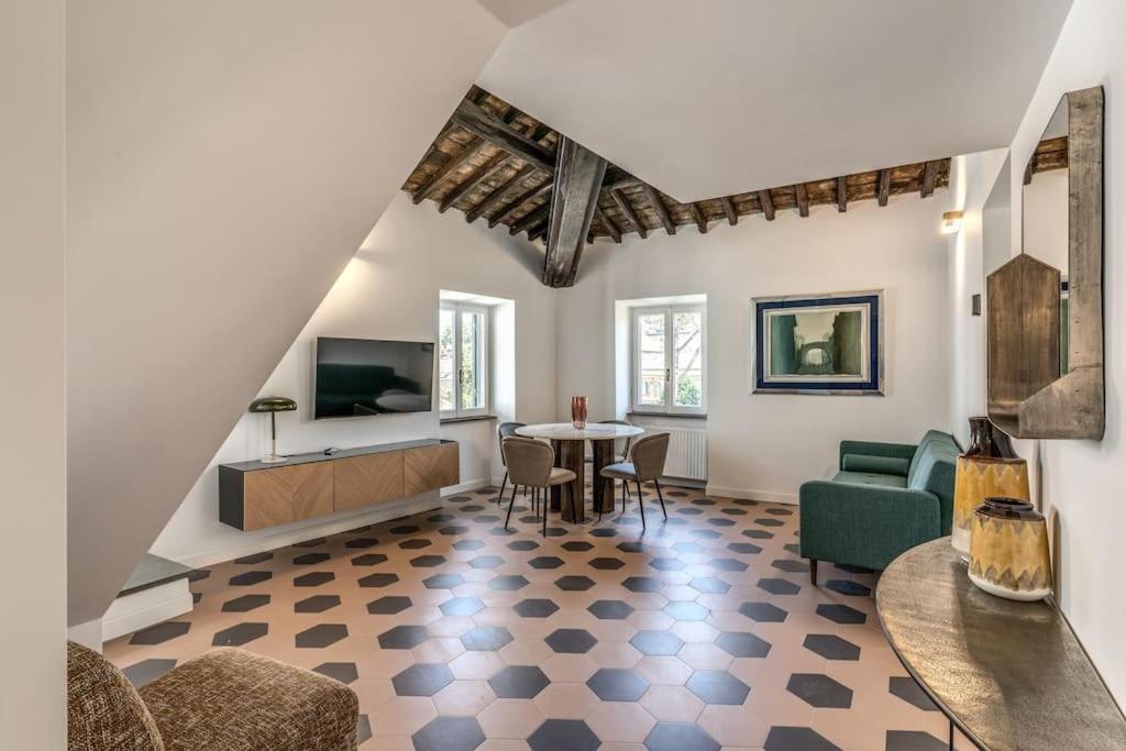 Apartment Cisterna 9