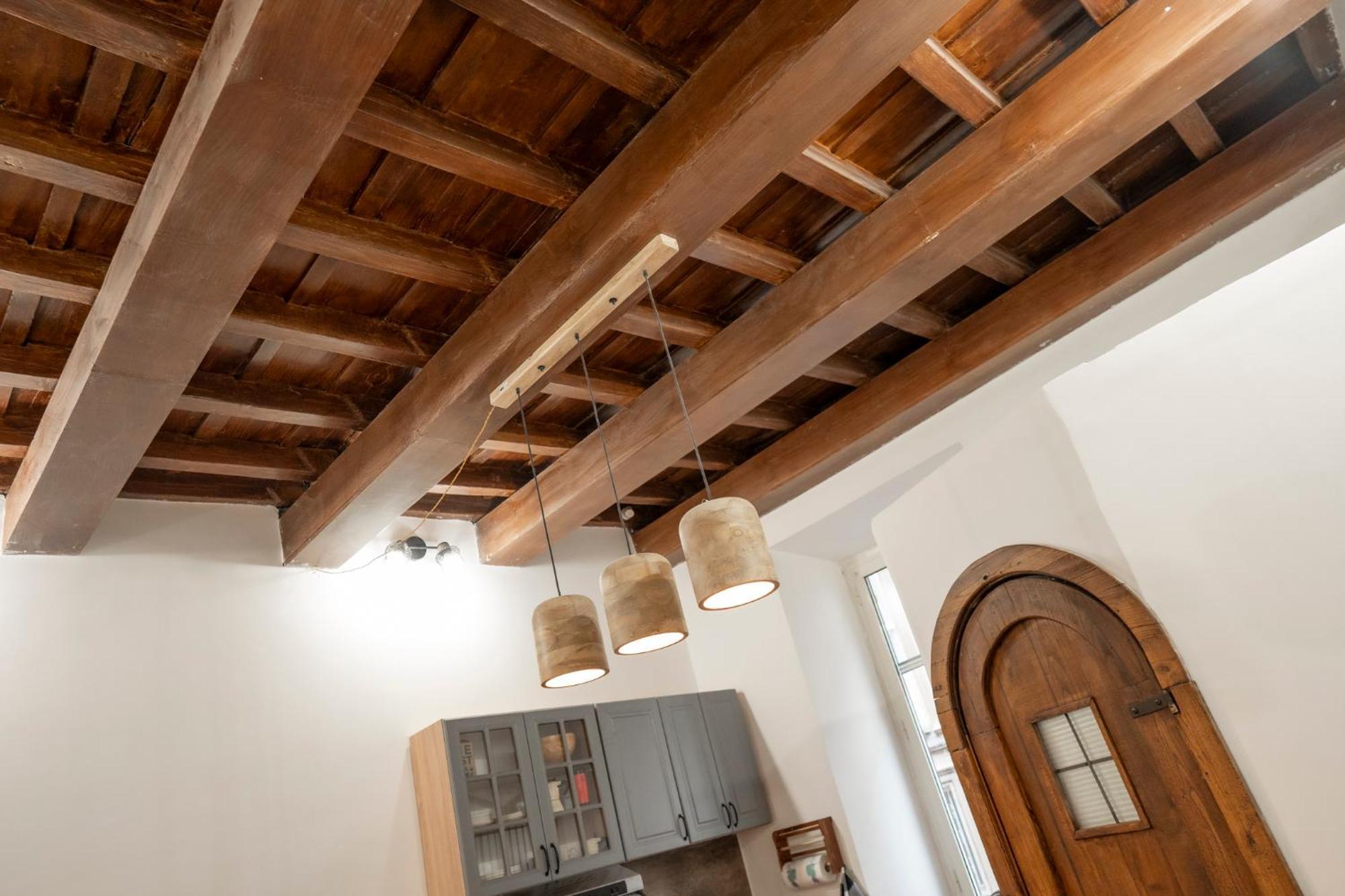 Domus Capocci - Rione Monti *