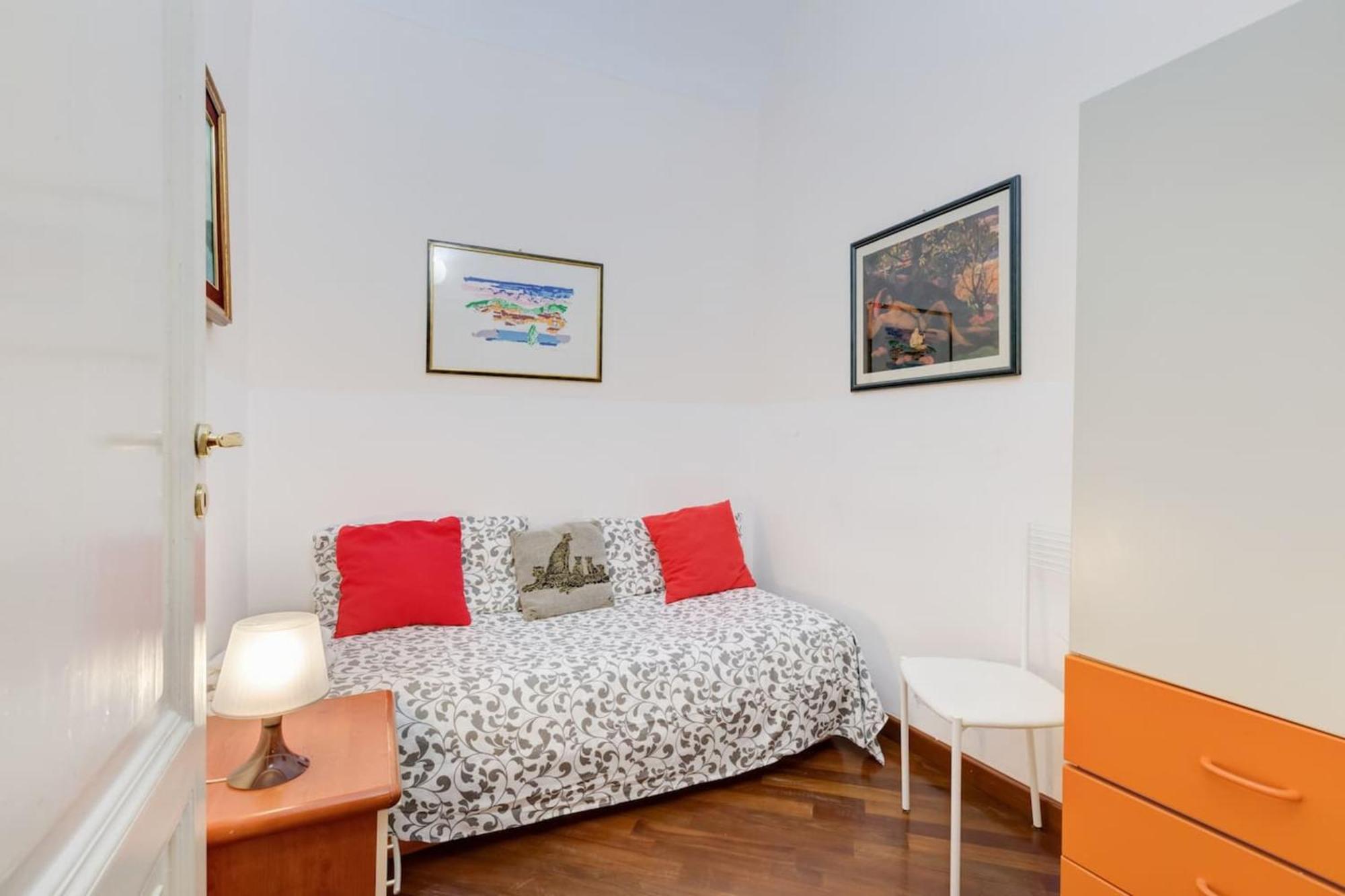 Appartamento Modern In With Balcony And View Roma