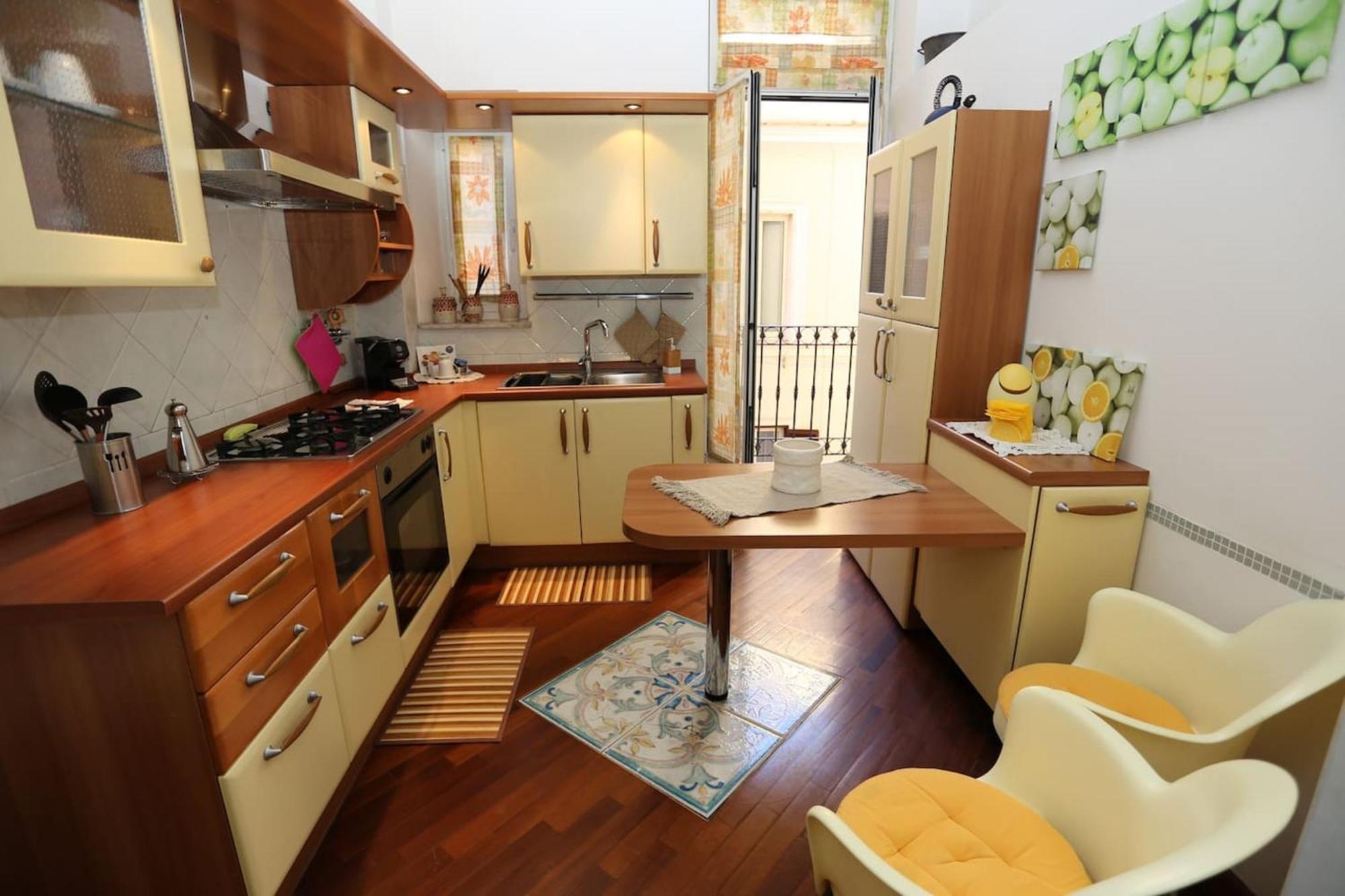 Modern In With Balcony And View Appartamento Roma