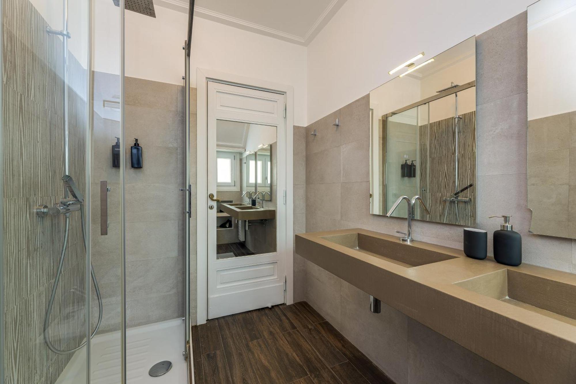 Elegante 130mq In Stile Classico Apartamento