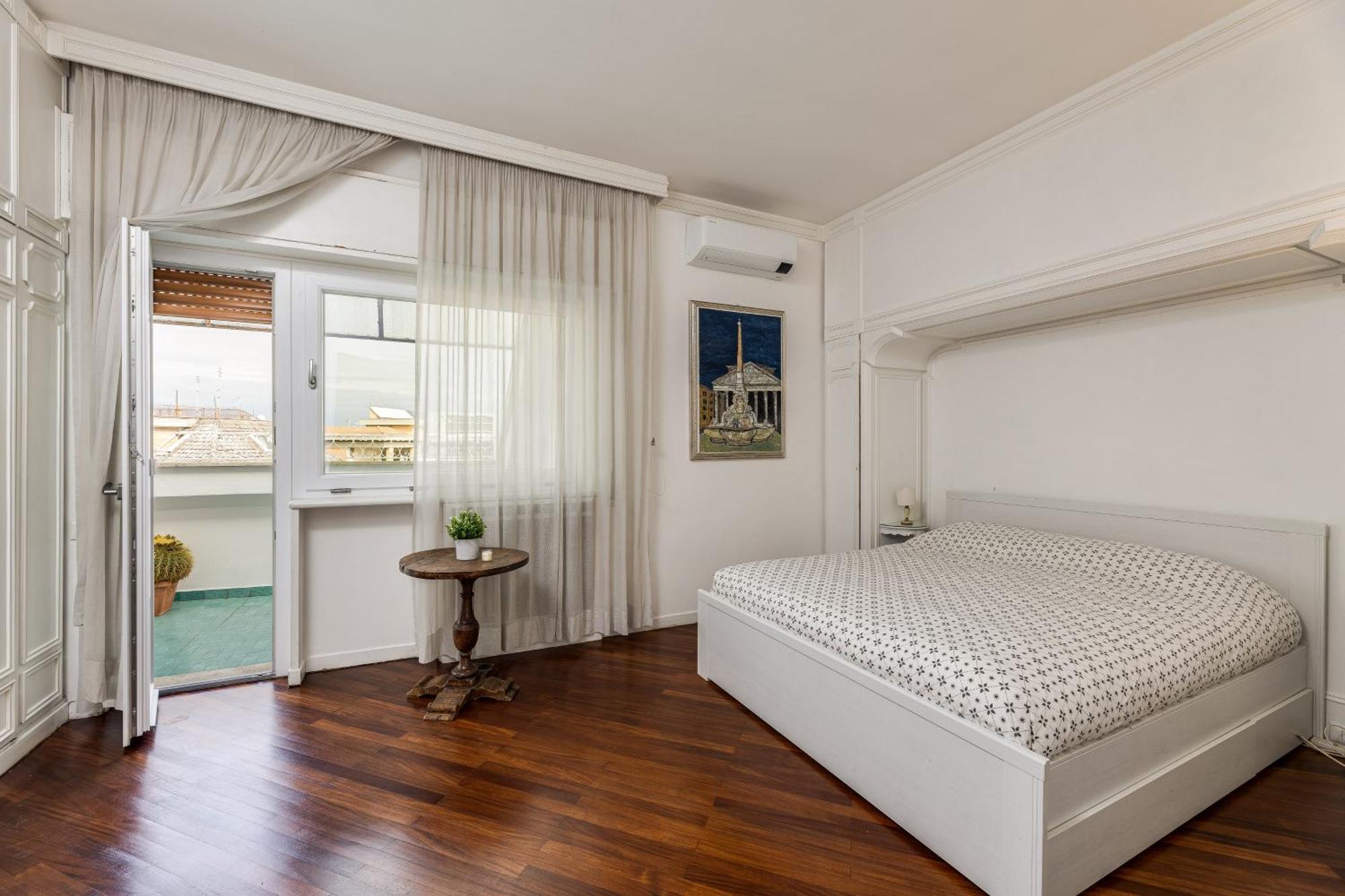 Apartamento Elegante 130mq In Stile Classico Roma