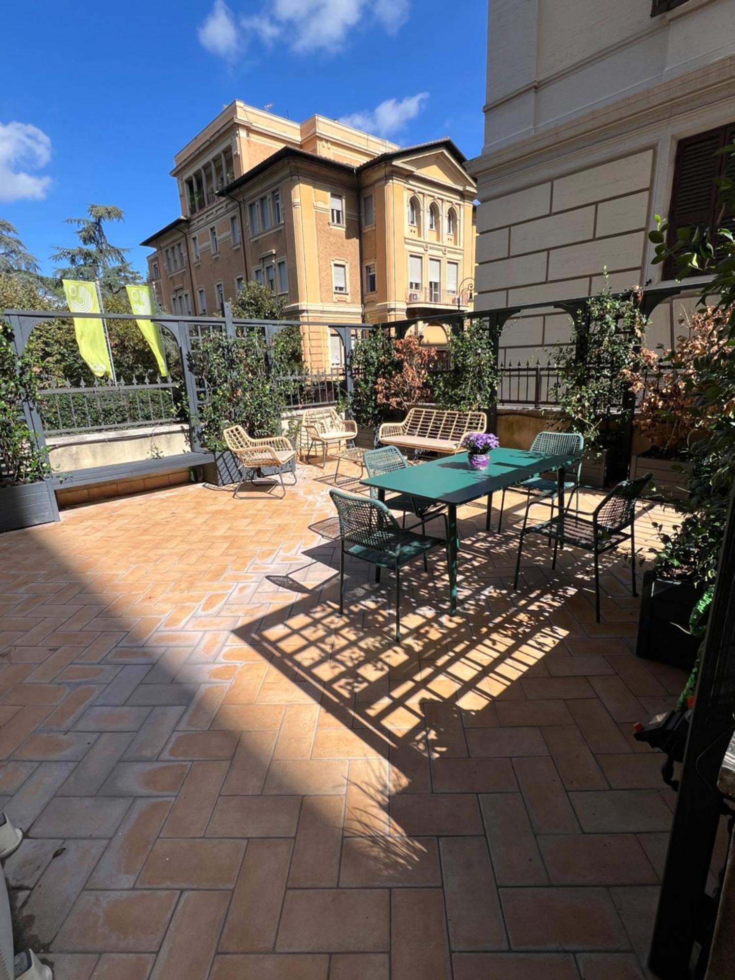 Savoia Design With Terrace - Center Apartment Rom