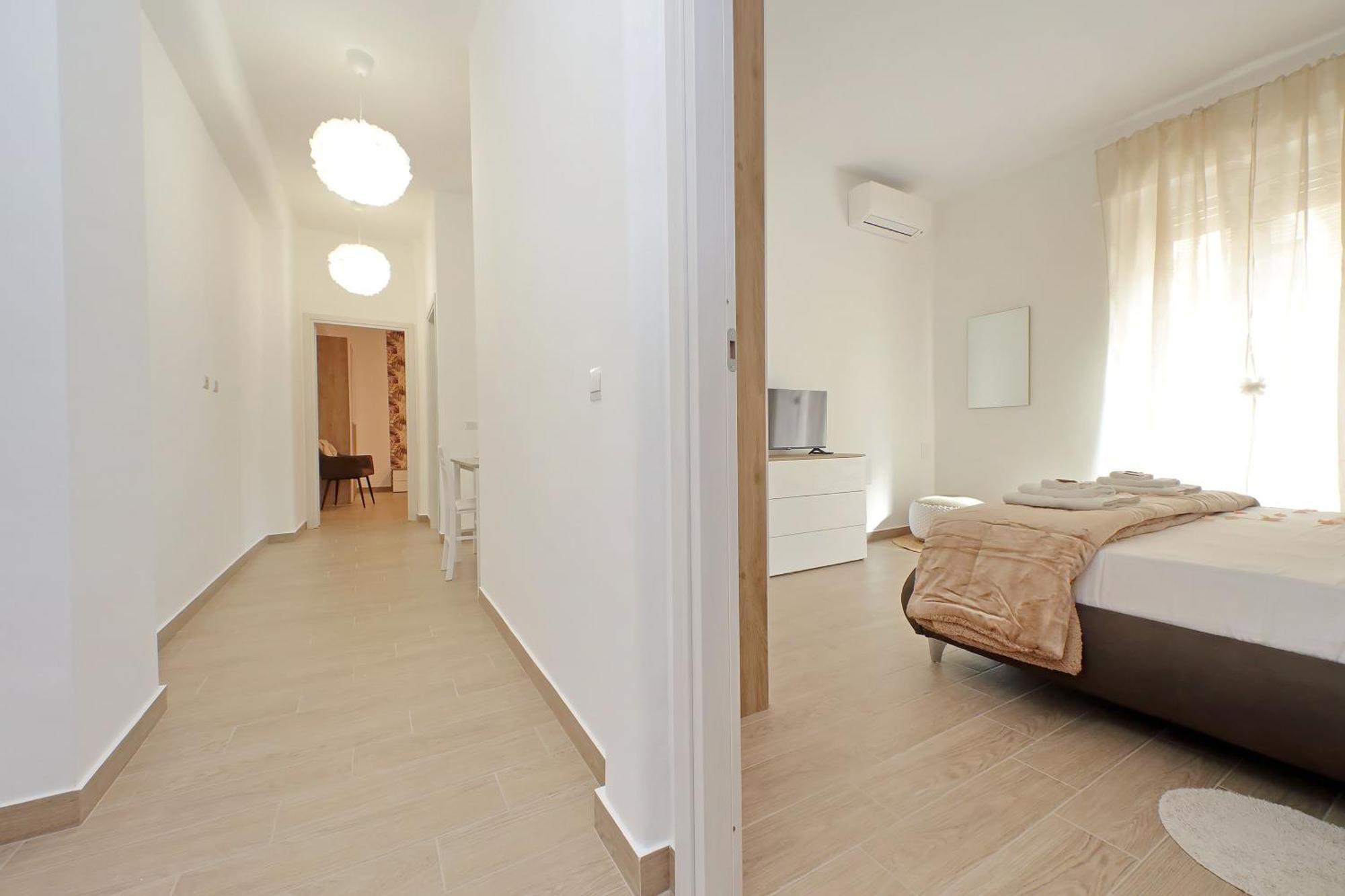 Apartamento White Wood House *