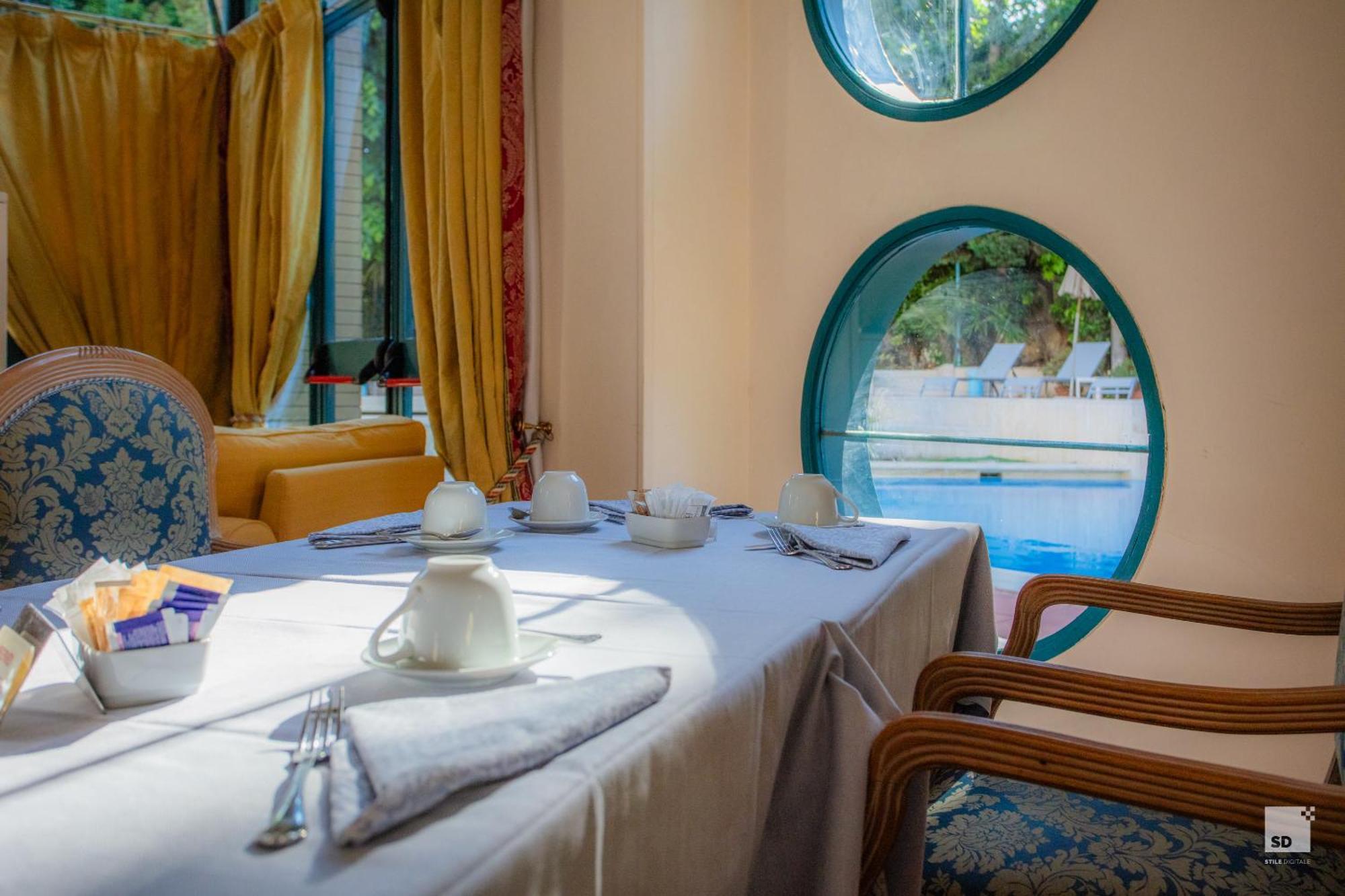 Hotel Aldrovandi 4*