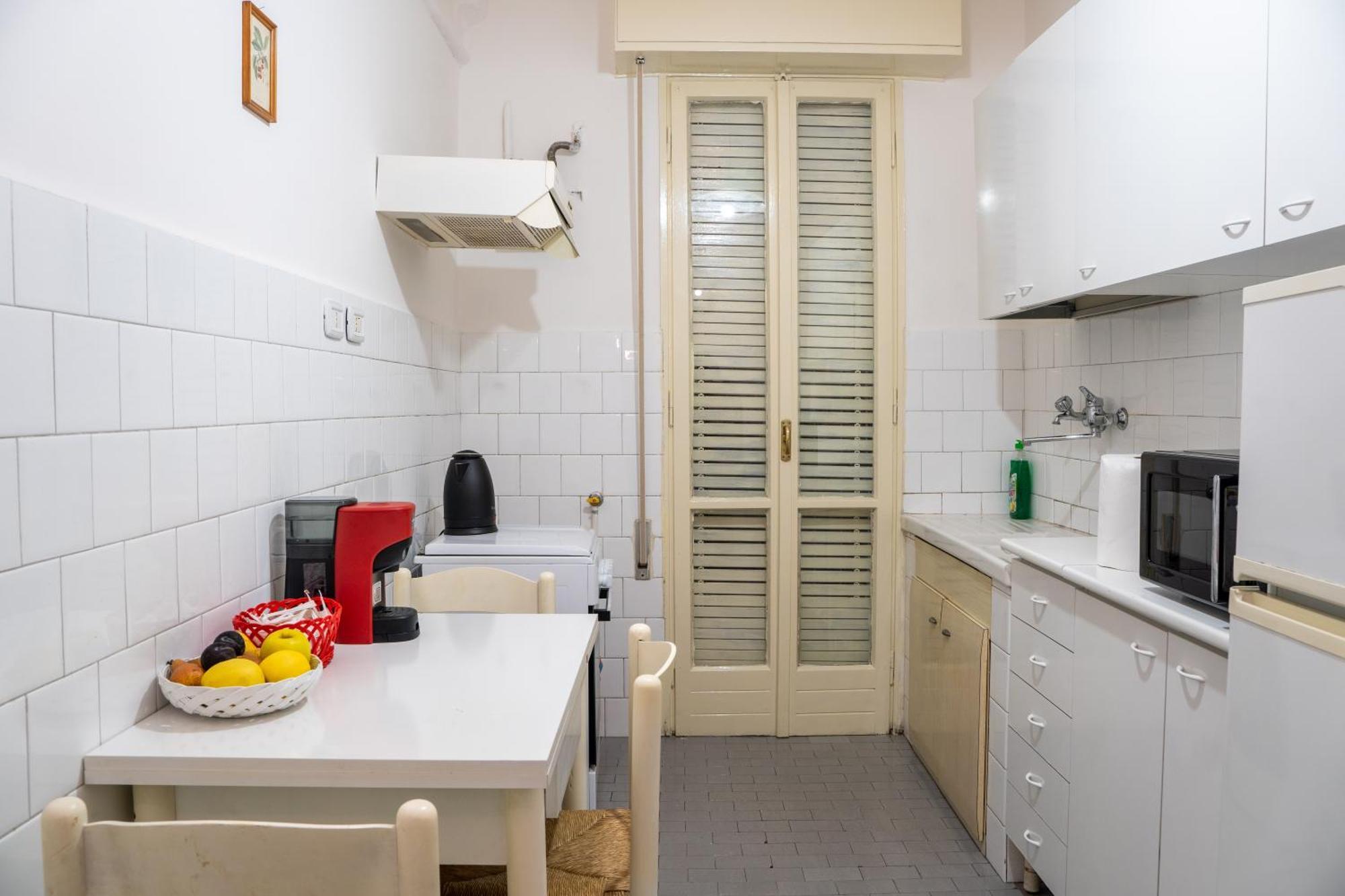Home Stay Roma Bed & Breakfast *