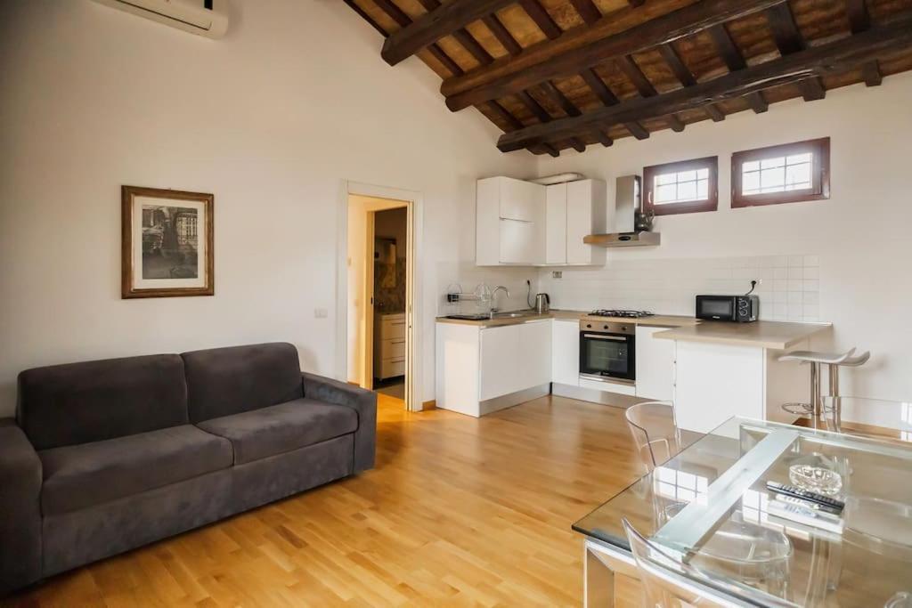 Live - Exclusive Penthouses * Roma
