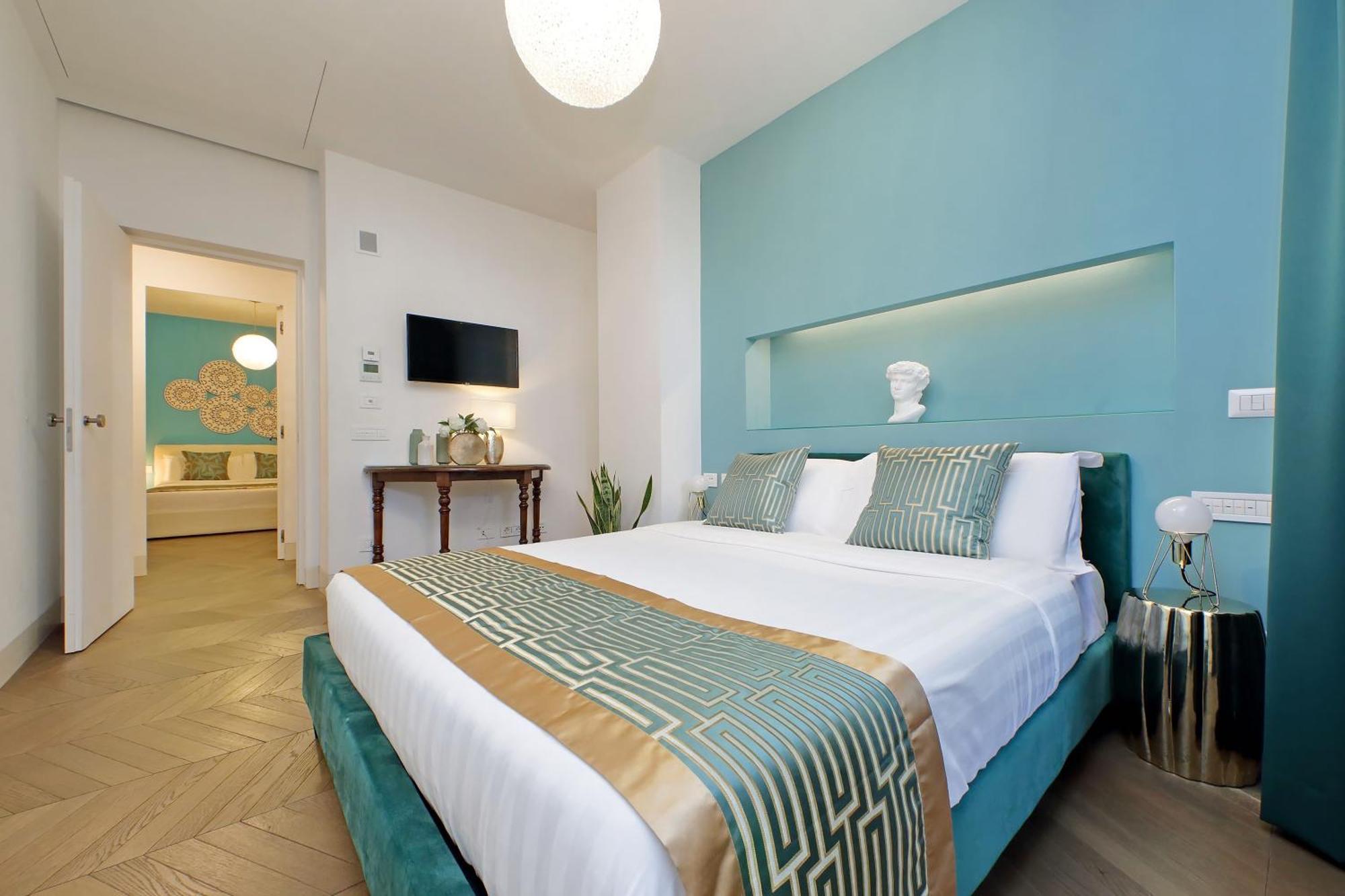 Luxury Domus 2 *