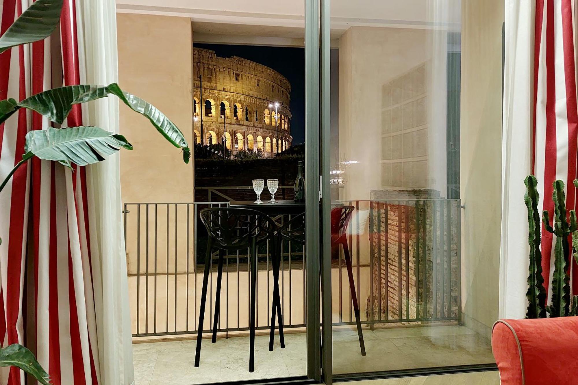 Luxury Domus 2 Apartment