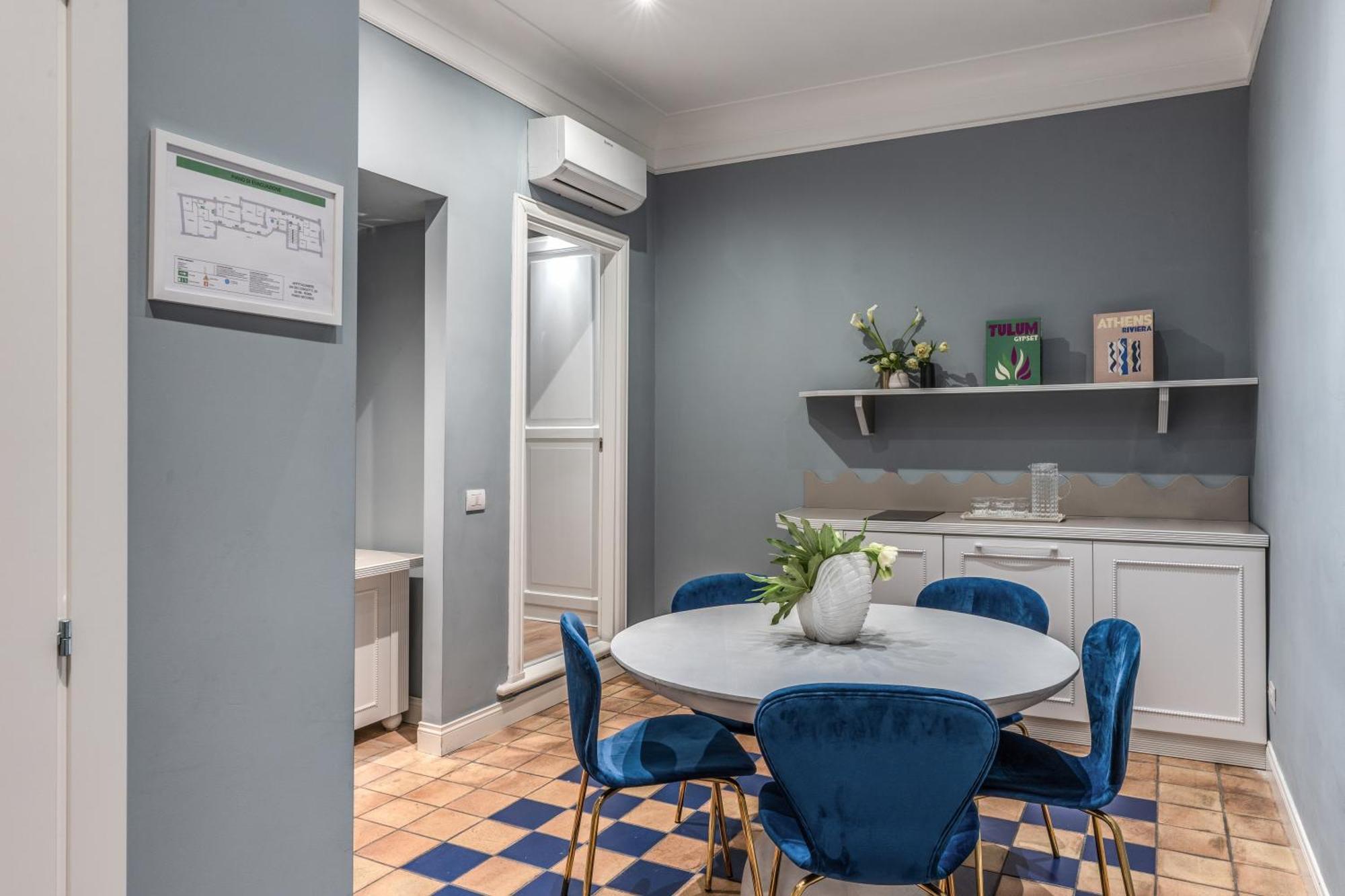 Townhouse Condotti 29 * Rom