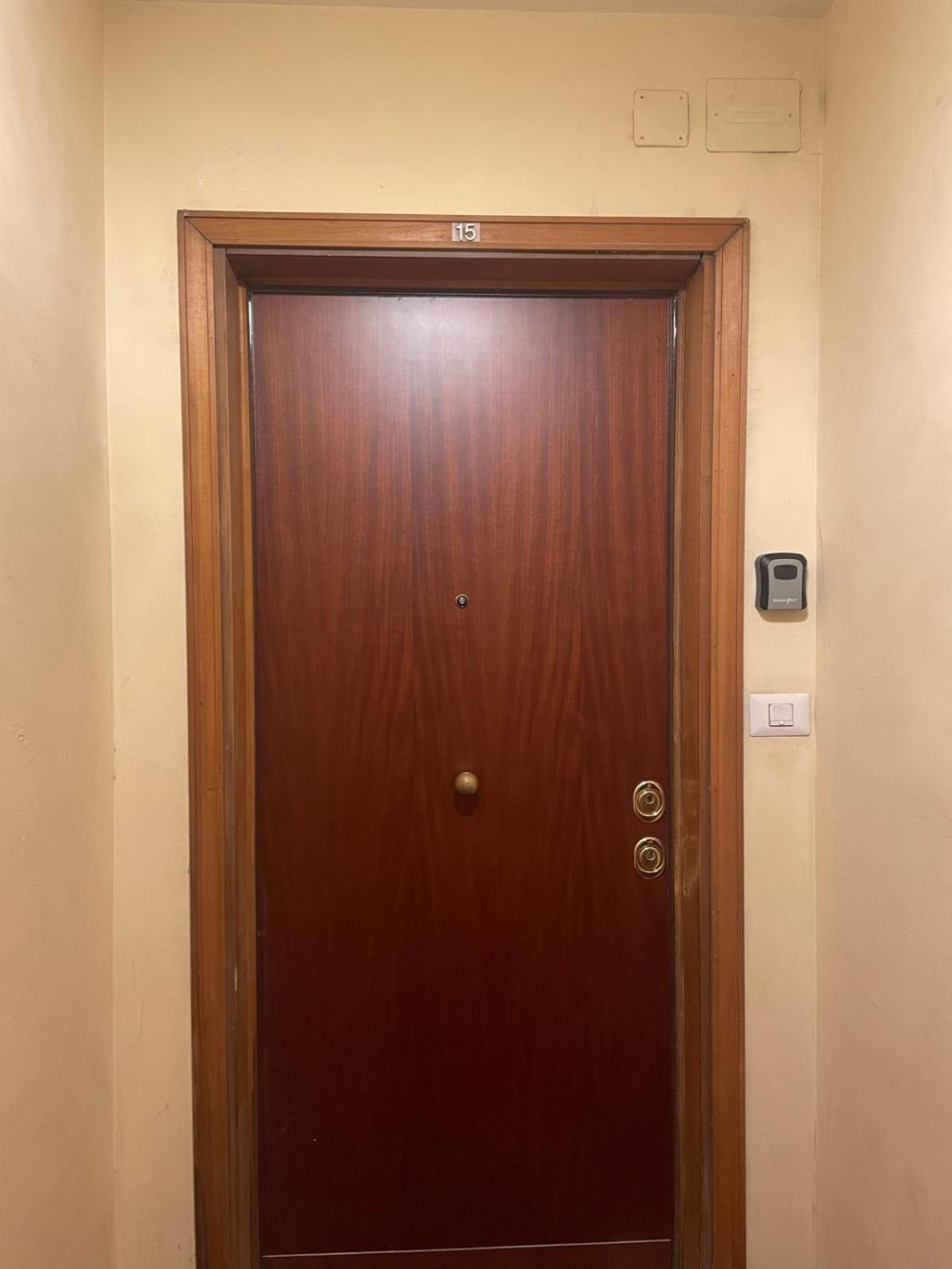 Dama Maria Elena Apartamento