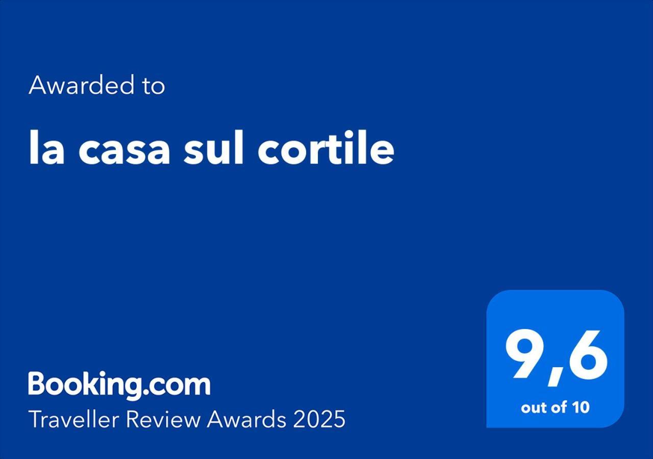 La Casa Sul Cortile Casa vacanze *