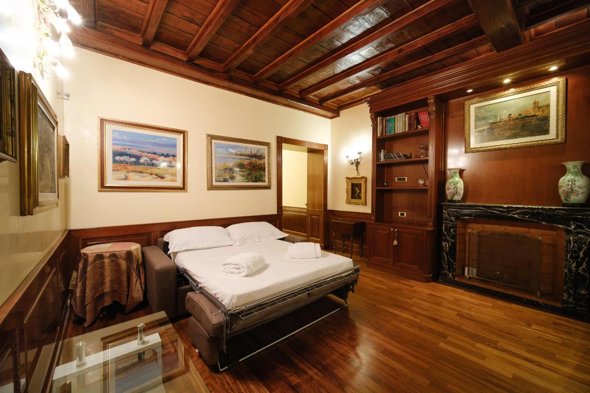Spanish Steps Retreat Buddyrent Apartamento