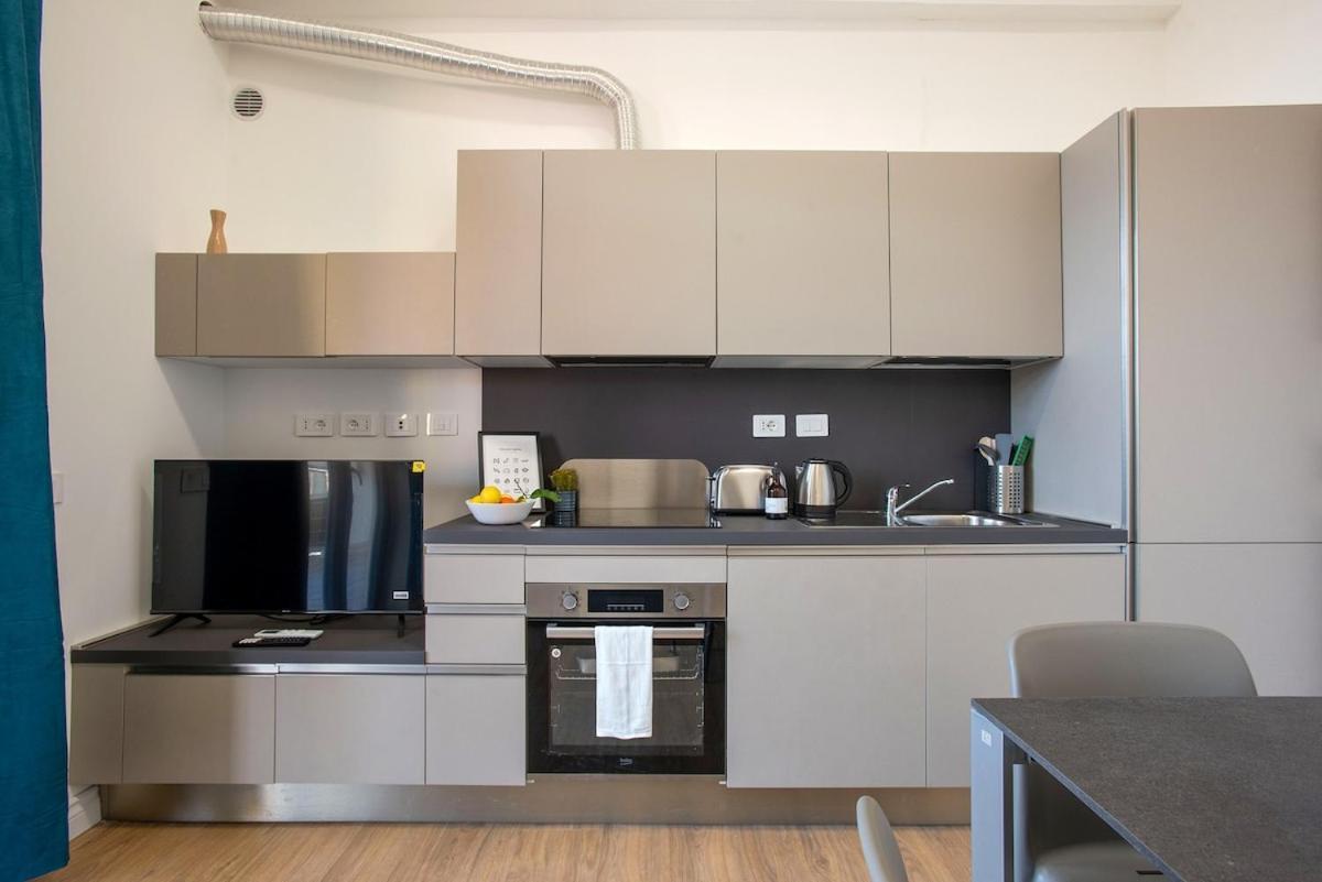 Urban Oasis With Balcony And Free Private Parking * Roma