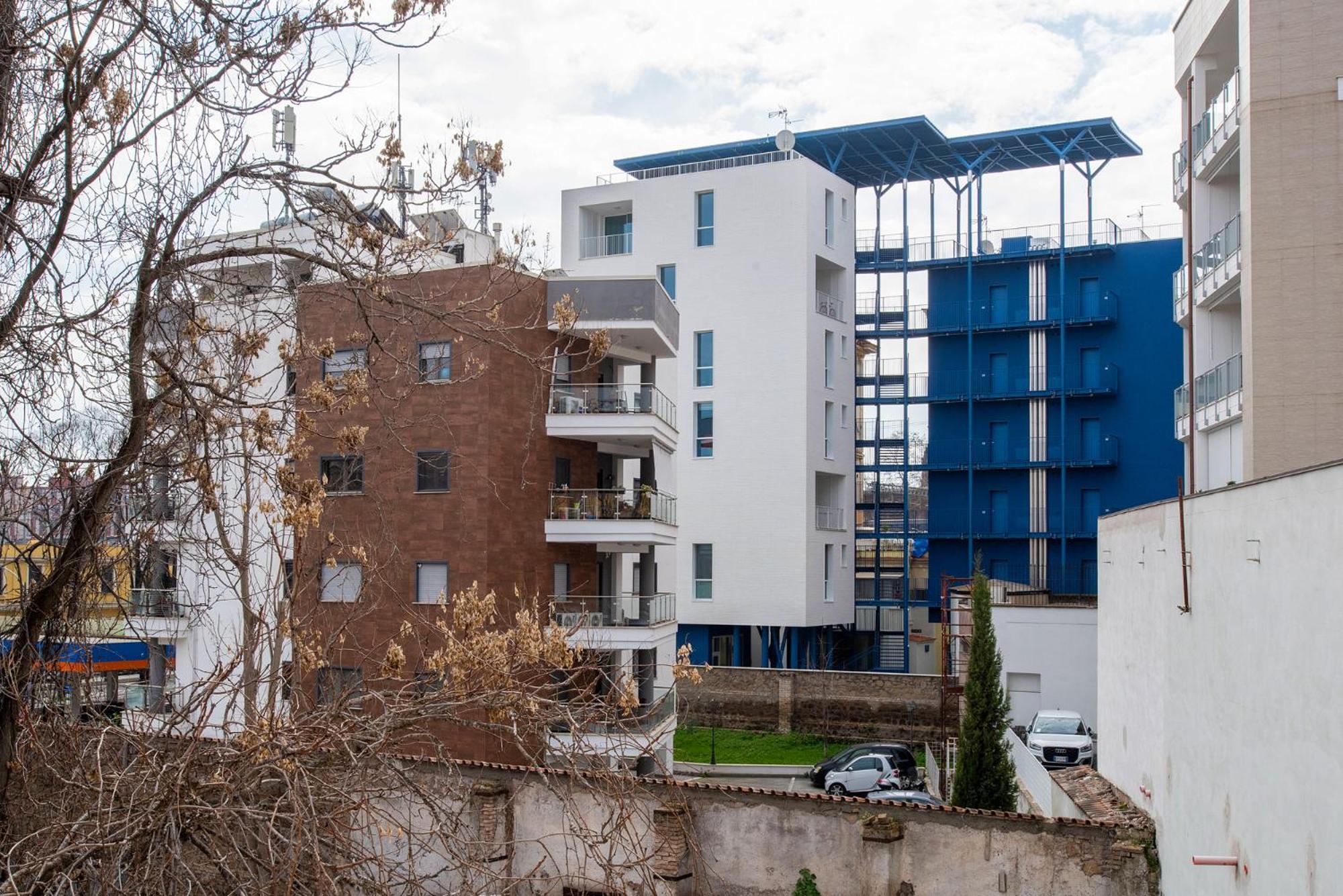 Urban Oasis With Balcony And Free Private Parking Apartamento Roma