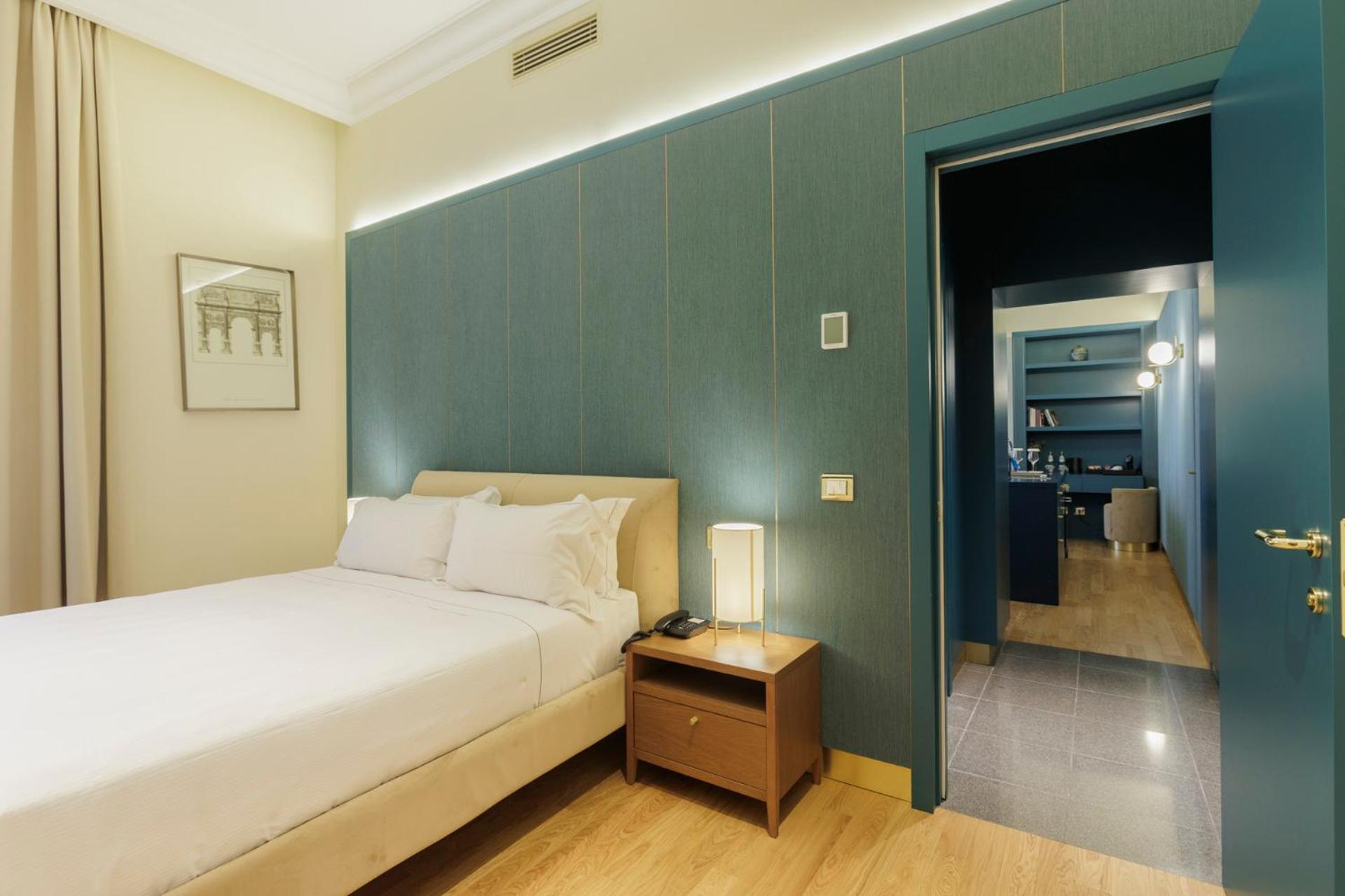 Sentho Hotel