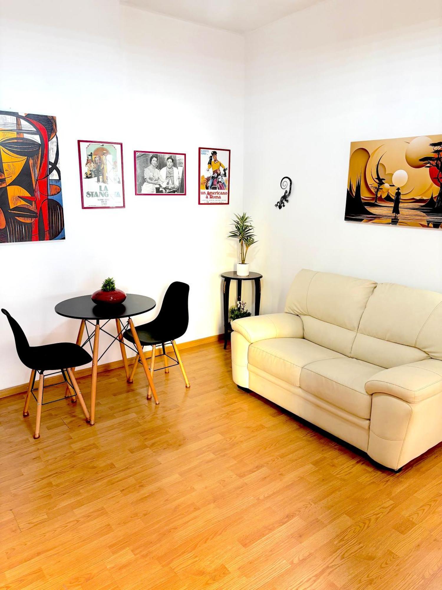 Appartamento Gecko, Cozy At 5min From Metro, Bus, Tram *