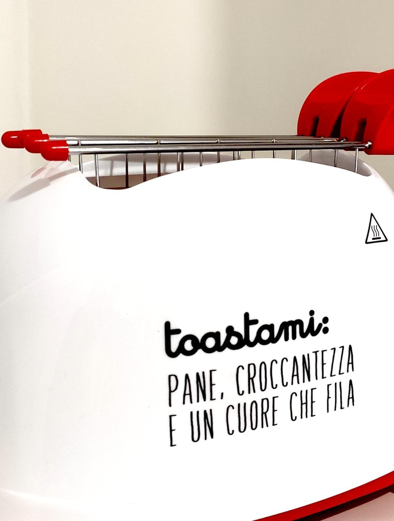 Appartamento Gecko, Cozy At 5min From Metro, Bus, Tram