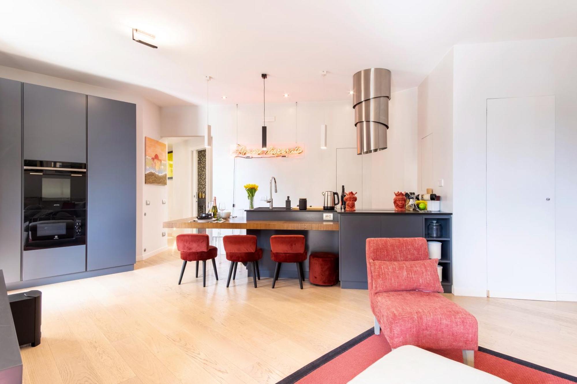 Appartamento Elegantis Penthouse In The Heart Of With Private Terrace And View