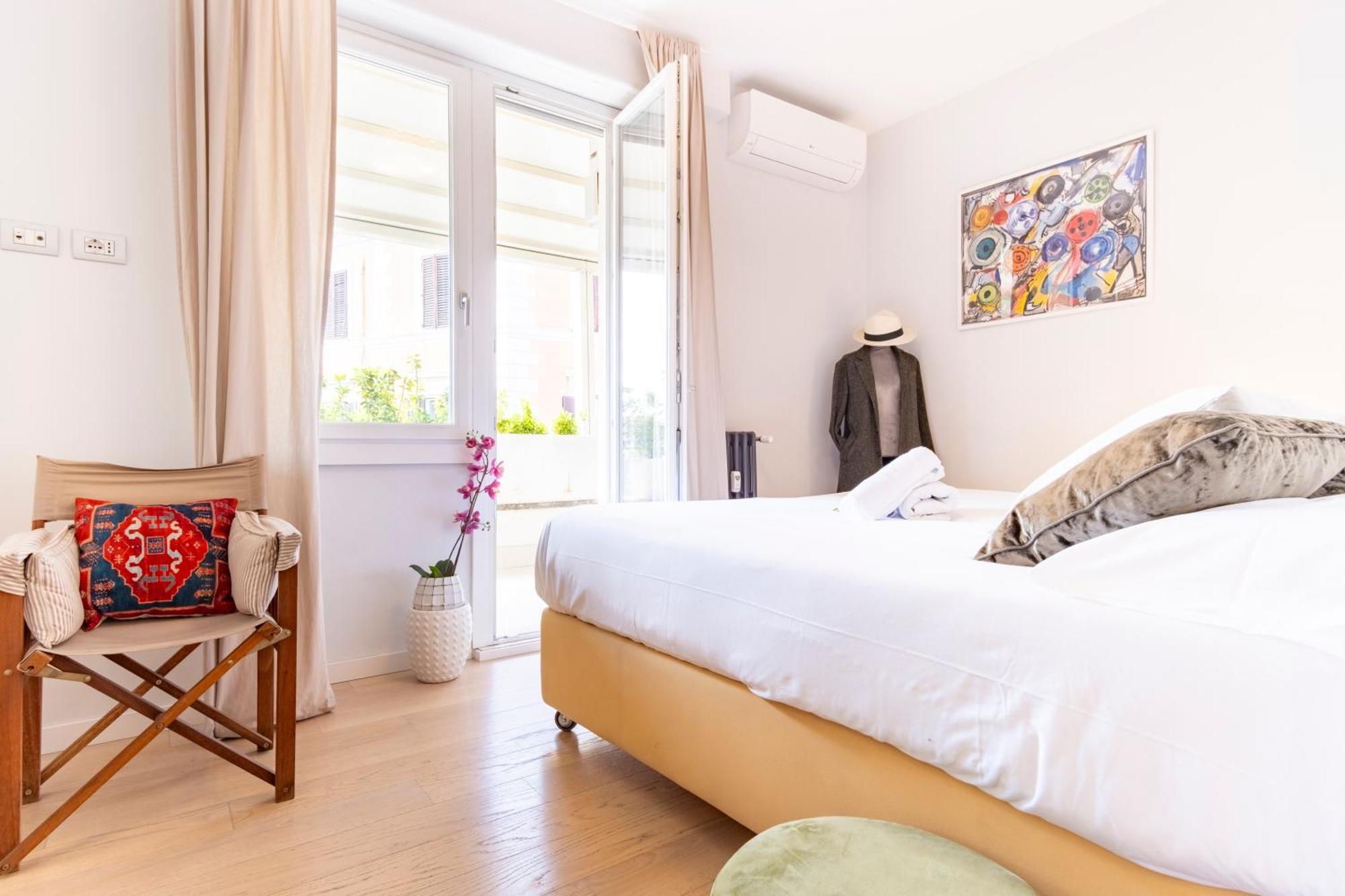 Elegantis Penthouse In The Heart Of With Private Terrace And View