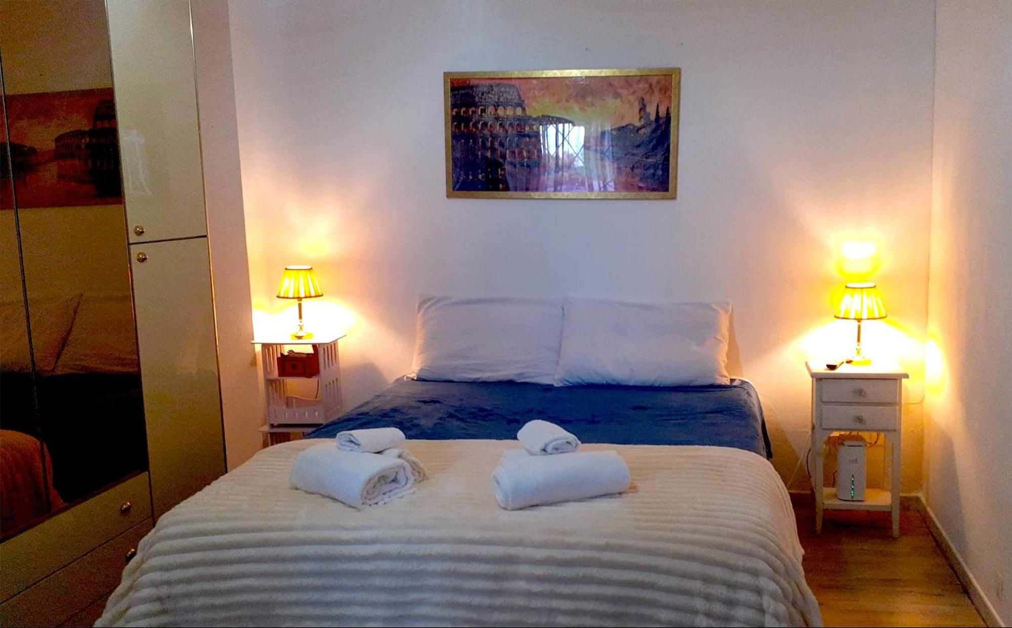 Gecko, Cozy At 5min From Metro, Bus, Tram Appartamento Roma