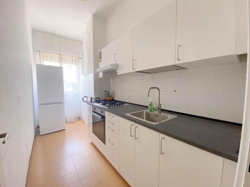The Italian House In A Pochi Passi Dalla Metro A Roma