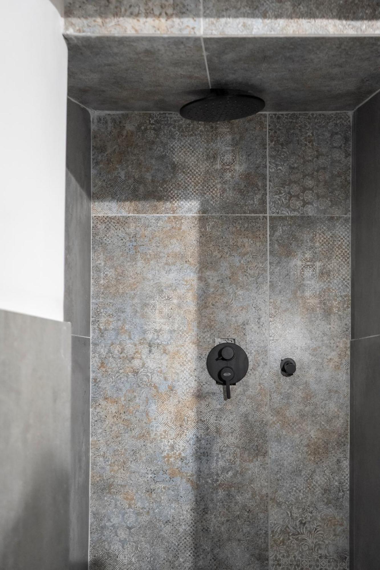 Domus Capocci - Rione Monti * Roma