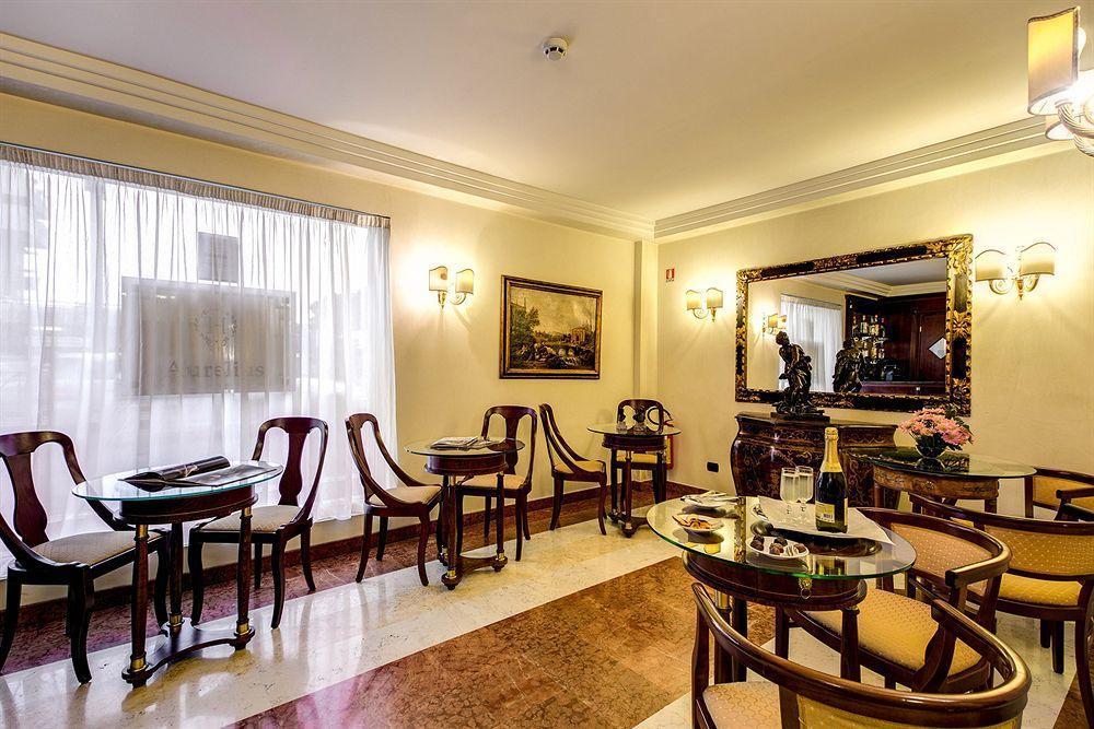 Aurelius Art Gallery Hotell 3*