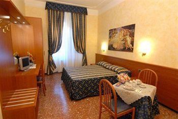 Hotel Casa Serafina