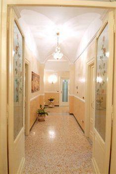 Casa Serafina Hotel 2*