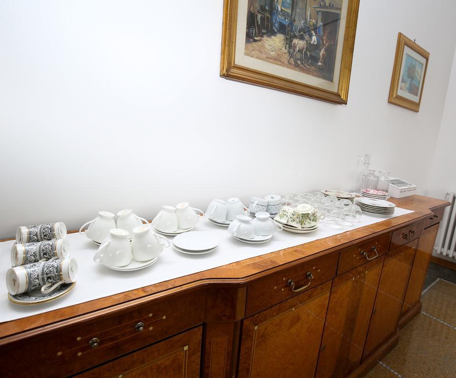 Acomodação com café da manhã  Bonne Nuit 2*