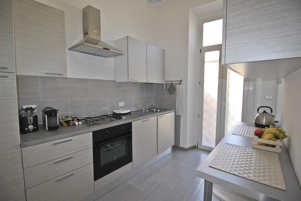 At Penthouse Apartamento