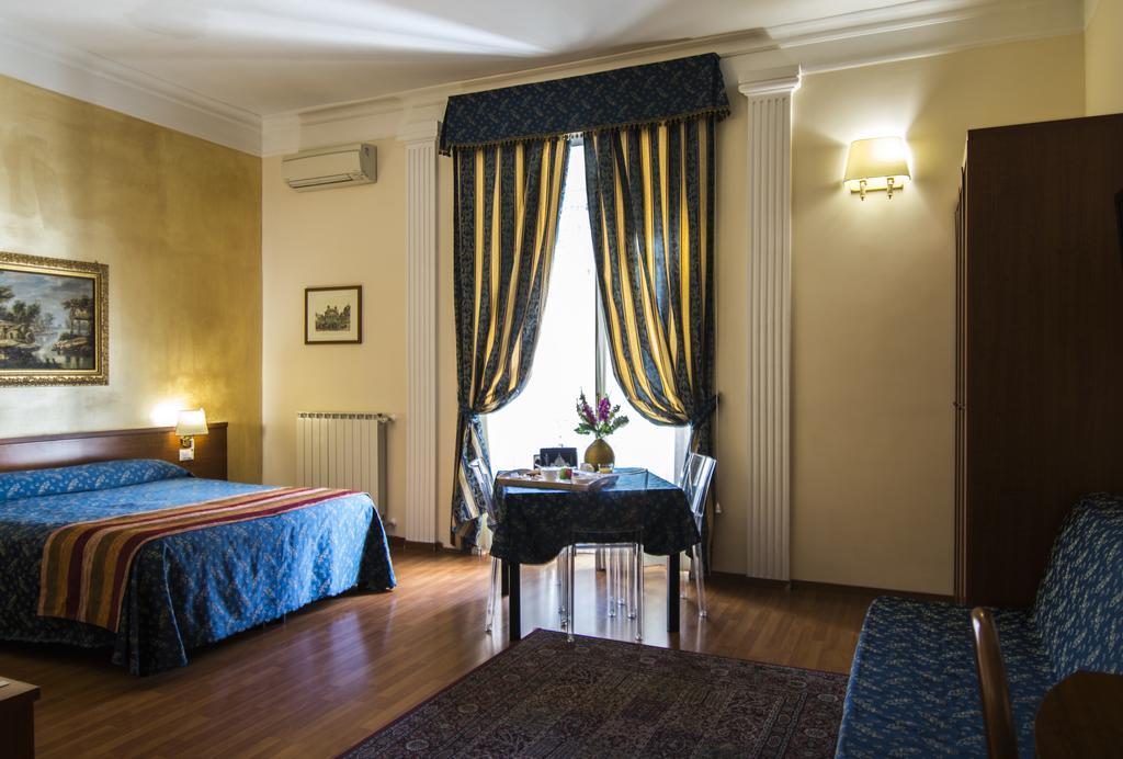 Bed and breakfast Rosmini 2*