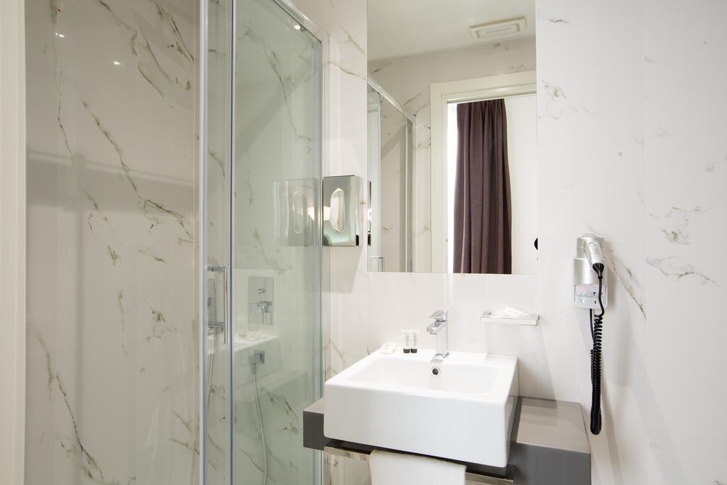 Hotel Crosti Roma