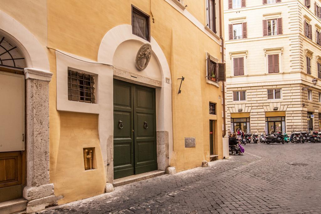 Via Del Monte Della Farina Appartamento Roma