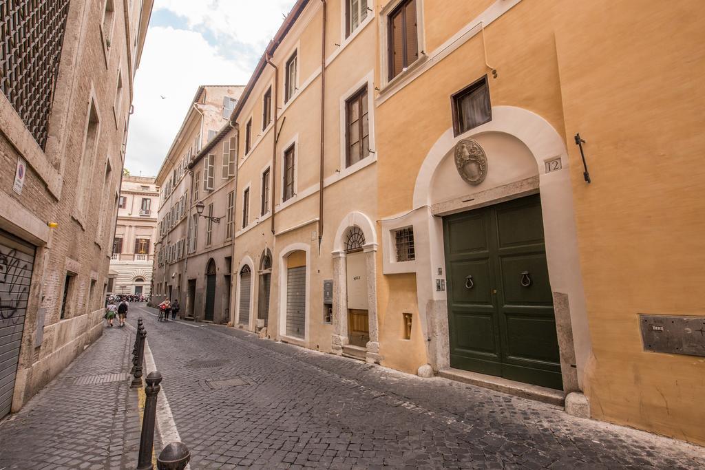 Appartamento Via Del Monte Della Farina Roma