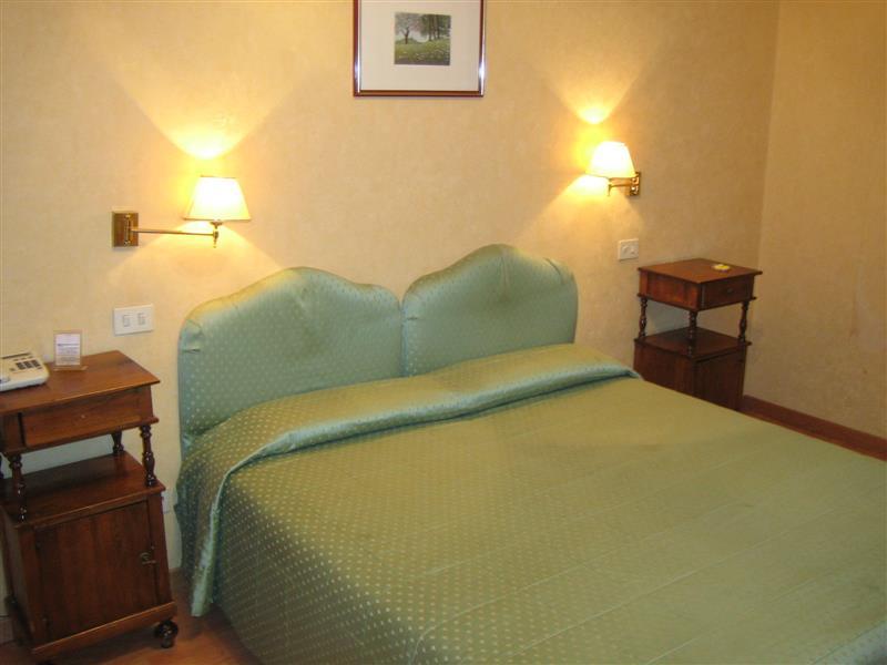 Fiori Hotel