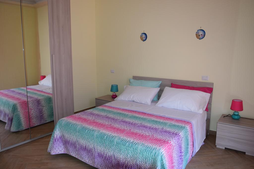 Apartment Holidays House Marconi Rom