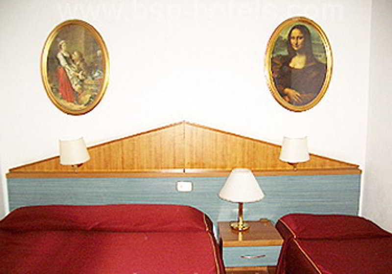 Aurelius Art Gallery Hotell 3*