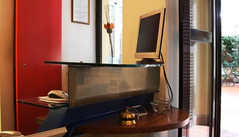 Midi Hotel