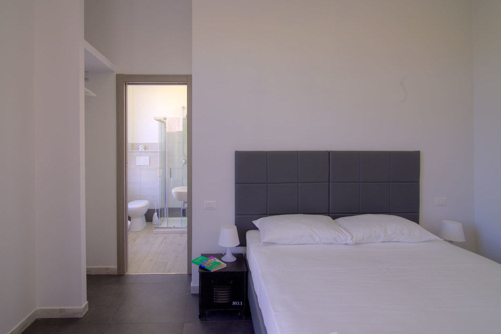 Pensión Floor 6
