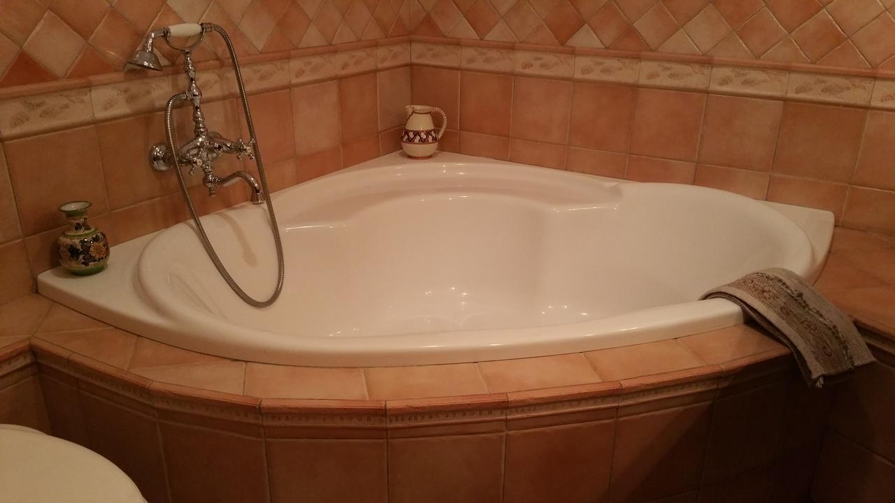 Bed and breakfast Bella Domus 3*