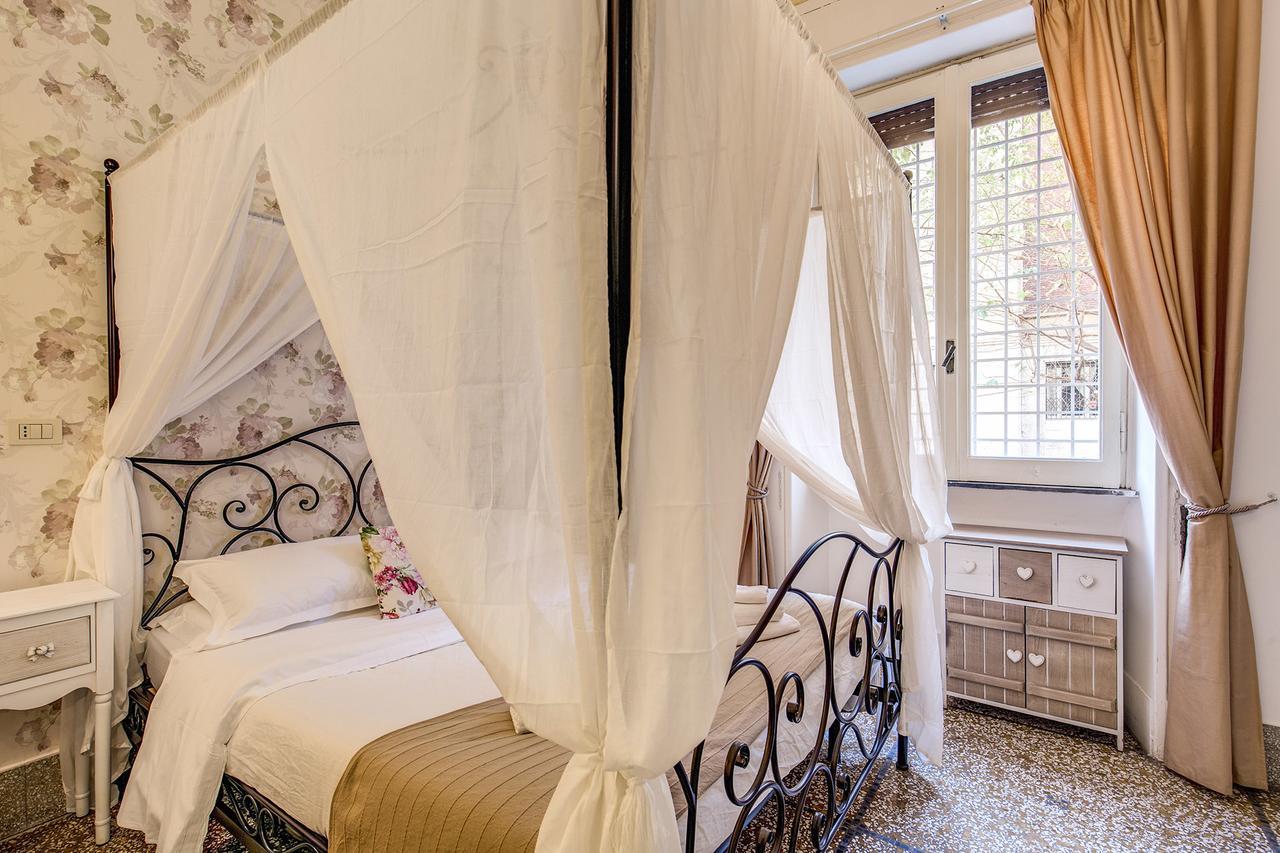 Bed and breakfast Colosseo Romeo Roma