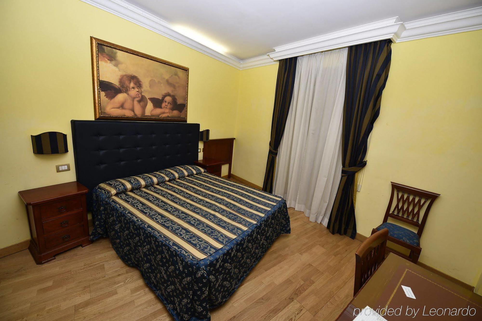 Hotel Augustus *